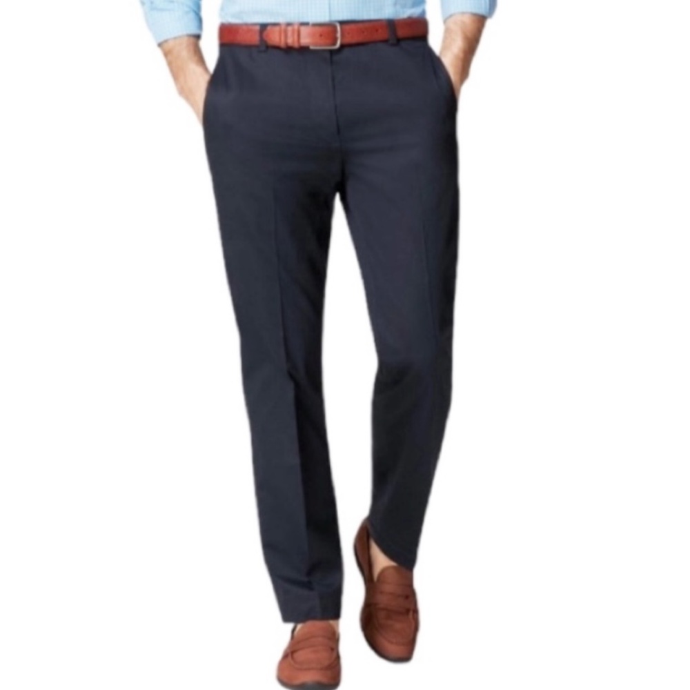 Lands’ End navy blue traditional fit cotton flat front chino pants size 34x30